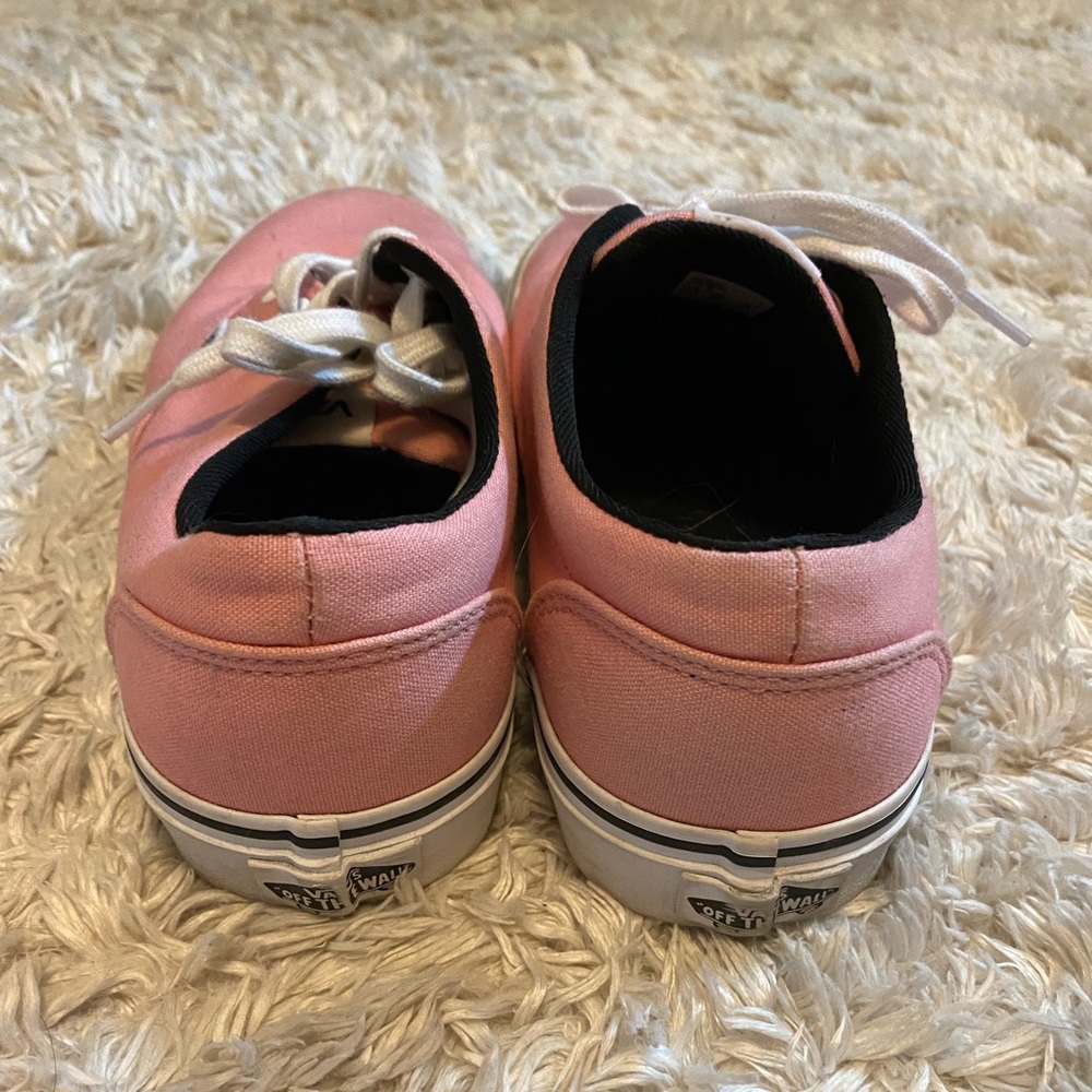 Vans - Picture 2 of 5